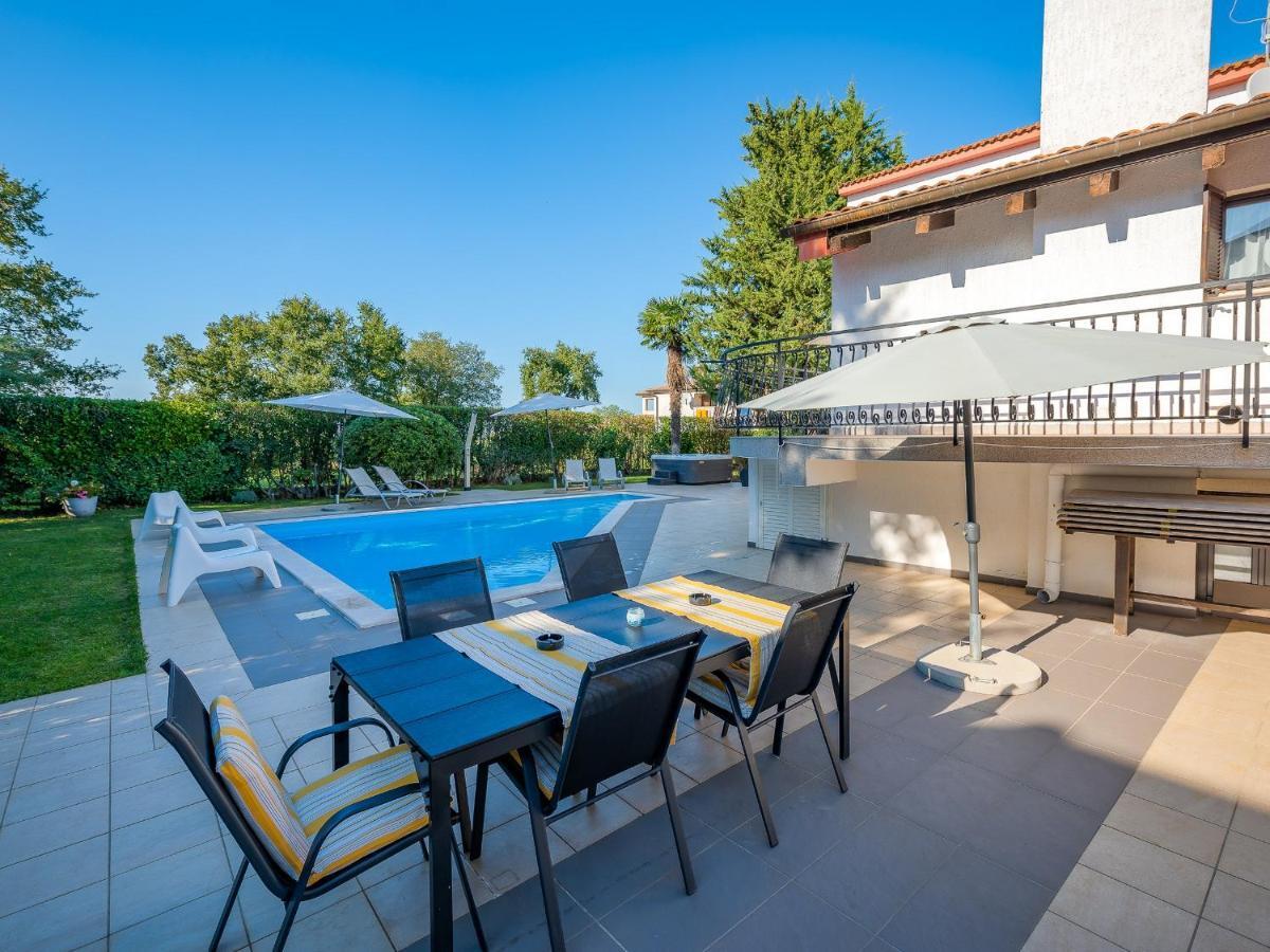 Villa Martimar With Pool And Hot Tub In Istria Rosini Екстериор снимка
